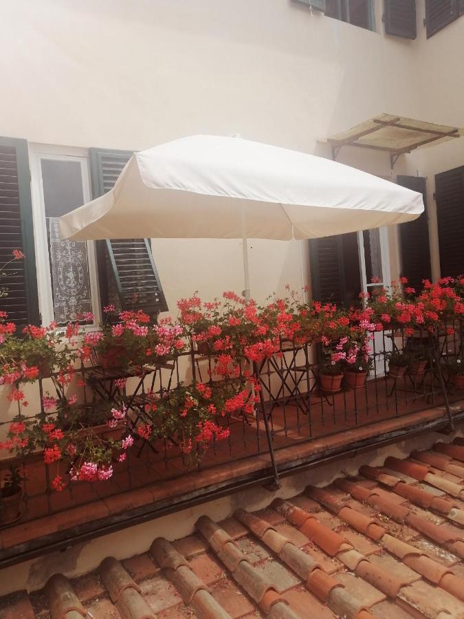 Bed And Breakfast Evelina Lucca Exterior foto